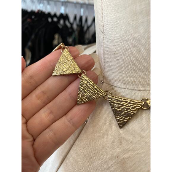 vintage 1980s gold triangle choker 80s jewelry zig zag jagged necklace - Picture 4 of 5
